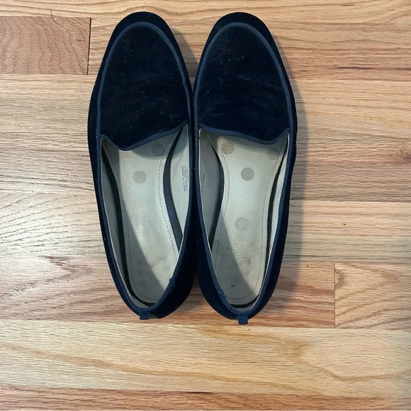 Boden Women’s Imogen Navy Velvet Loafers - Picture 5 of 10